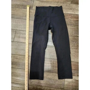 Lululemon Leggings Womens Size 4 Black Capri